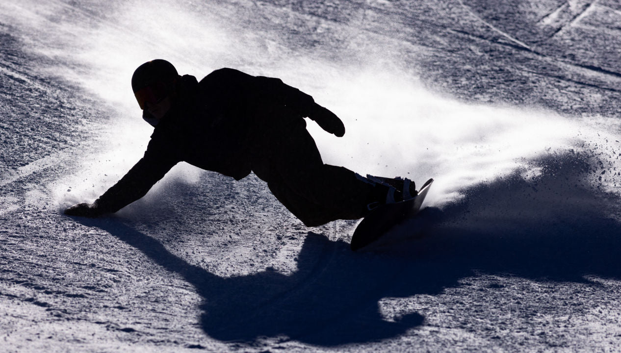 How to Carve on a Snowboard