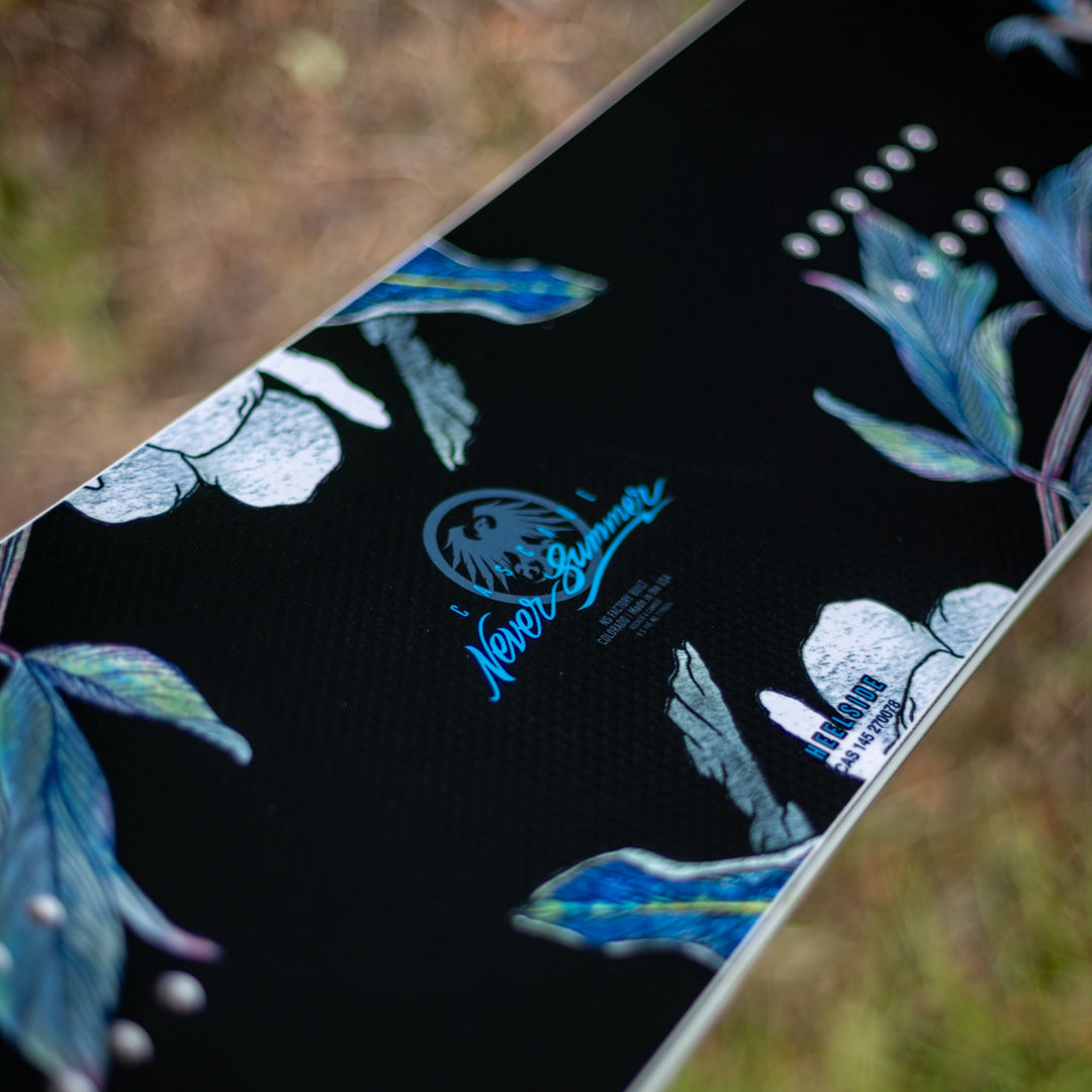 Women’s 2027 Cascade Snowboard