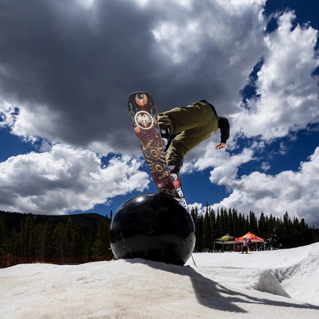 Men’s 2026 Llama Snowboard